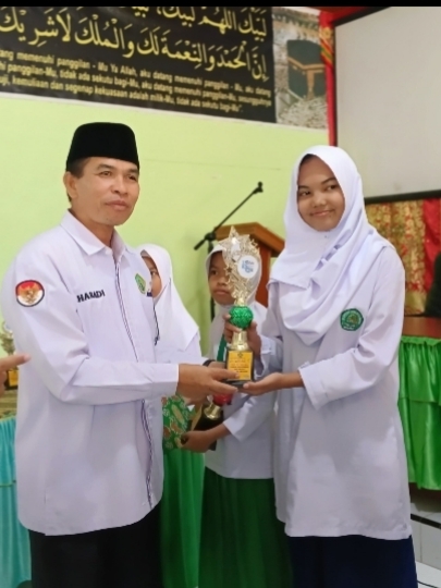 Prestasi Madsalim dalam event OMI tingkat kabupaten Solok Selatan