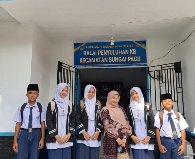 Siswa MTsN 5 Solok Selatan ikuti PIK-R Bersama Duta Genre Solok Selatan Tahun 2025