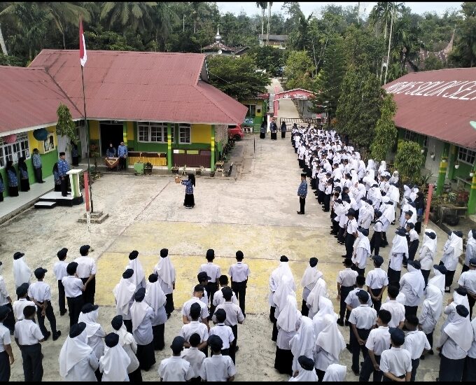 MTsN 5 Solok Selatan Gelar Upacara Bendera Dalam Rangka Memperingati Hari Sumpah Pemuda, 28 Oktober